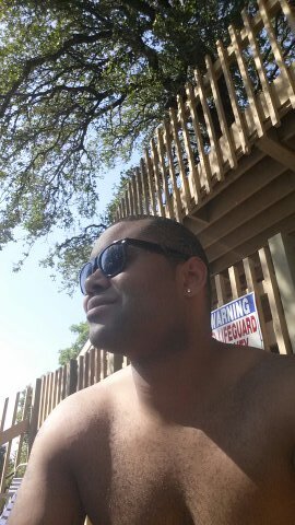 LaughNowFlyL8r_'s profile picture. my life [here]