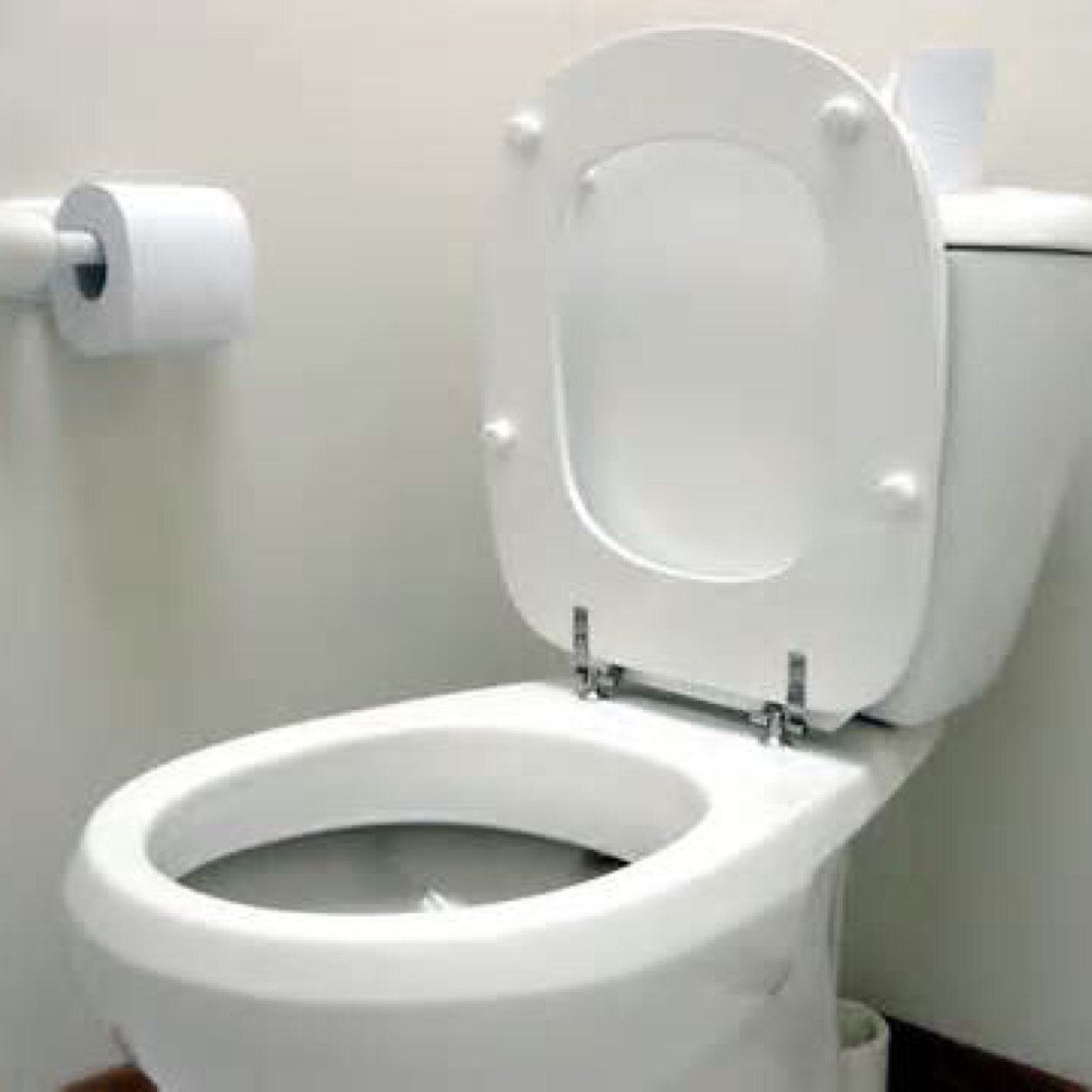 This is #confessions from the thrown! Crazy things that have happened to you and friends while taking a shit!