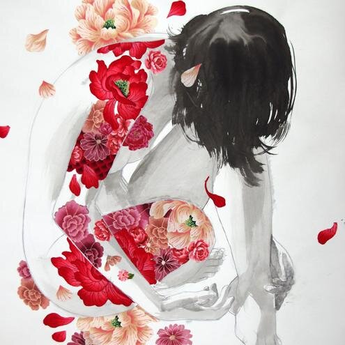 Primero fue la palabra cantada, luego la explosión de vida. Mujer divina, fuerza primaria encarnada. Soy la luz del alma, creación constante de vida-muerte-vida