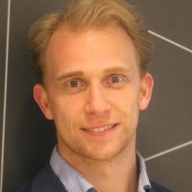 Entrepreneur, health and Ai expert.