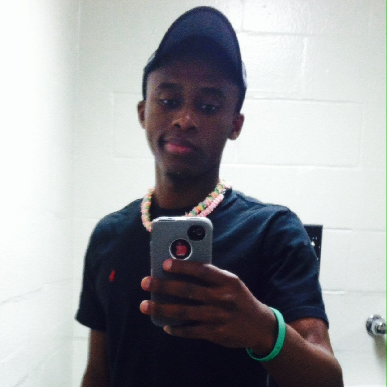 Pjleonard2's profile picture. 