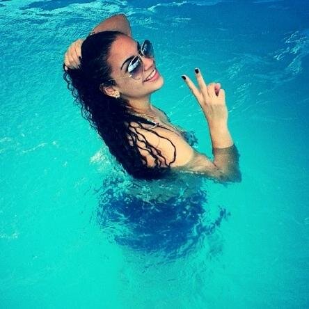 Seu amor próprio tem que bastar. Amor alheio não é necessidade ;*