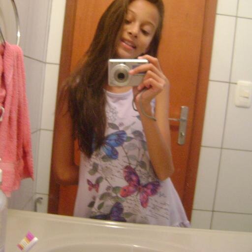 Enquanto uns buscam perfeiçao eu busco e a felicidade