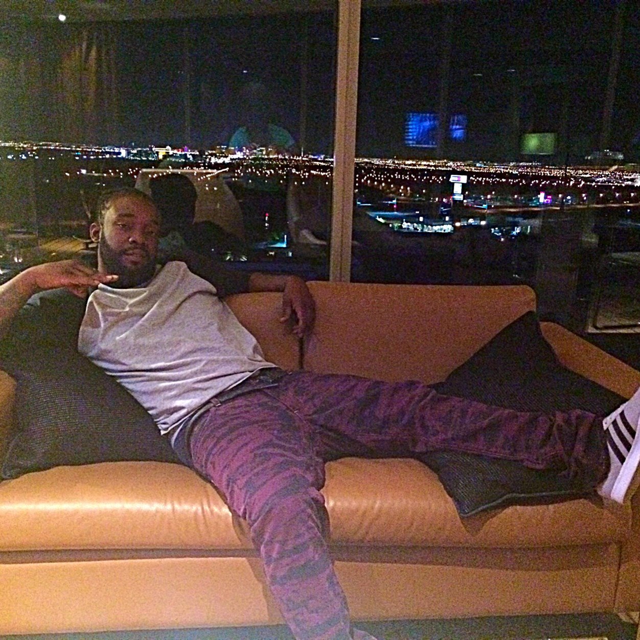 Money Hoggs #MHG #MiPNiccko Red Chuck Taliban...