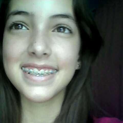 yascarlisv's profile picture. YPVN. Estar feliz, y estar triste cuando sea necesario..