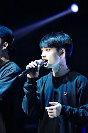팔십오% exo  나머지 십오% Inspirit ∞ B2UTY ㅇARMYㅇ SONE ㅇ                       
궁극의 바이어스 : 경수 & 백현  팔십육 년생 .
케이팝을위한 전용 팬 사이트 전용 팬 사이트
KOREAN ENGLISH