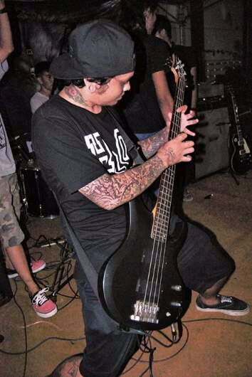 @LRP_OFFICIAL/@EMPTYGRINDCORE/@PURESTORY/@WIH_easycore/@NMN_hc. The owner of my heart @vivieferani||20-07-2012★