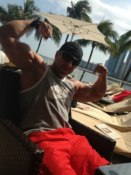 albertdiaziii's profile picture. 