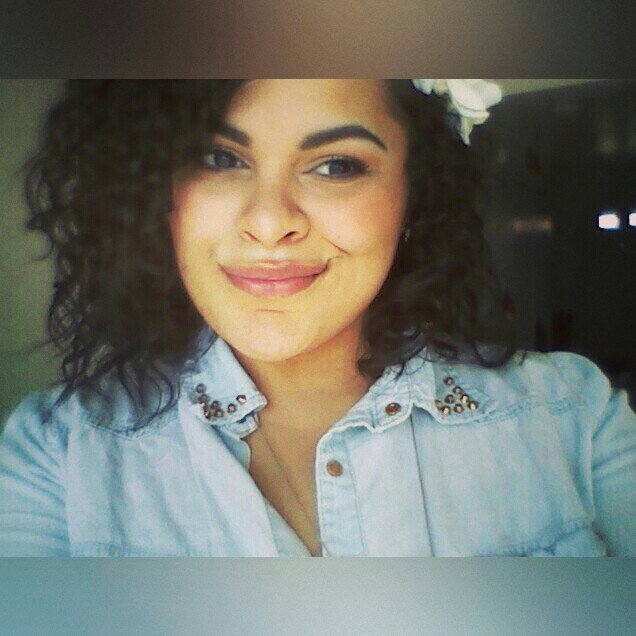 ✂ Cosmetoloist. Aspiring makeup artist. #BeautyAddict #FashionAddict. #LovePhotography #PlusSizePretty #JustLoveYourselfToday