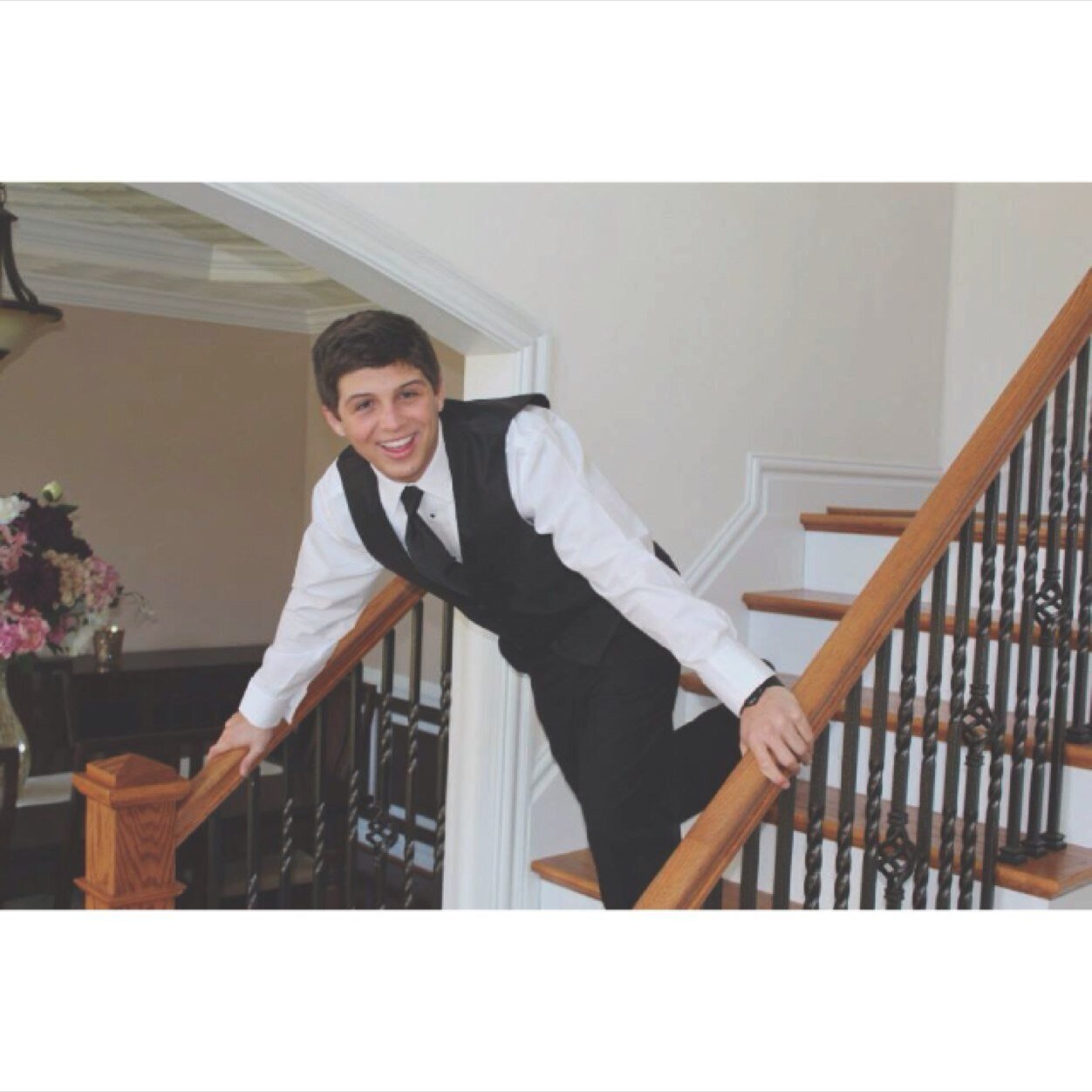 layneslays's profile picture. idk