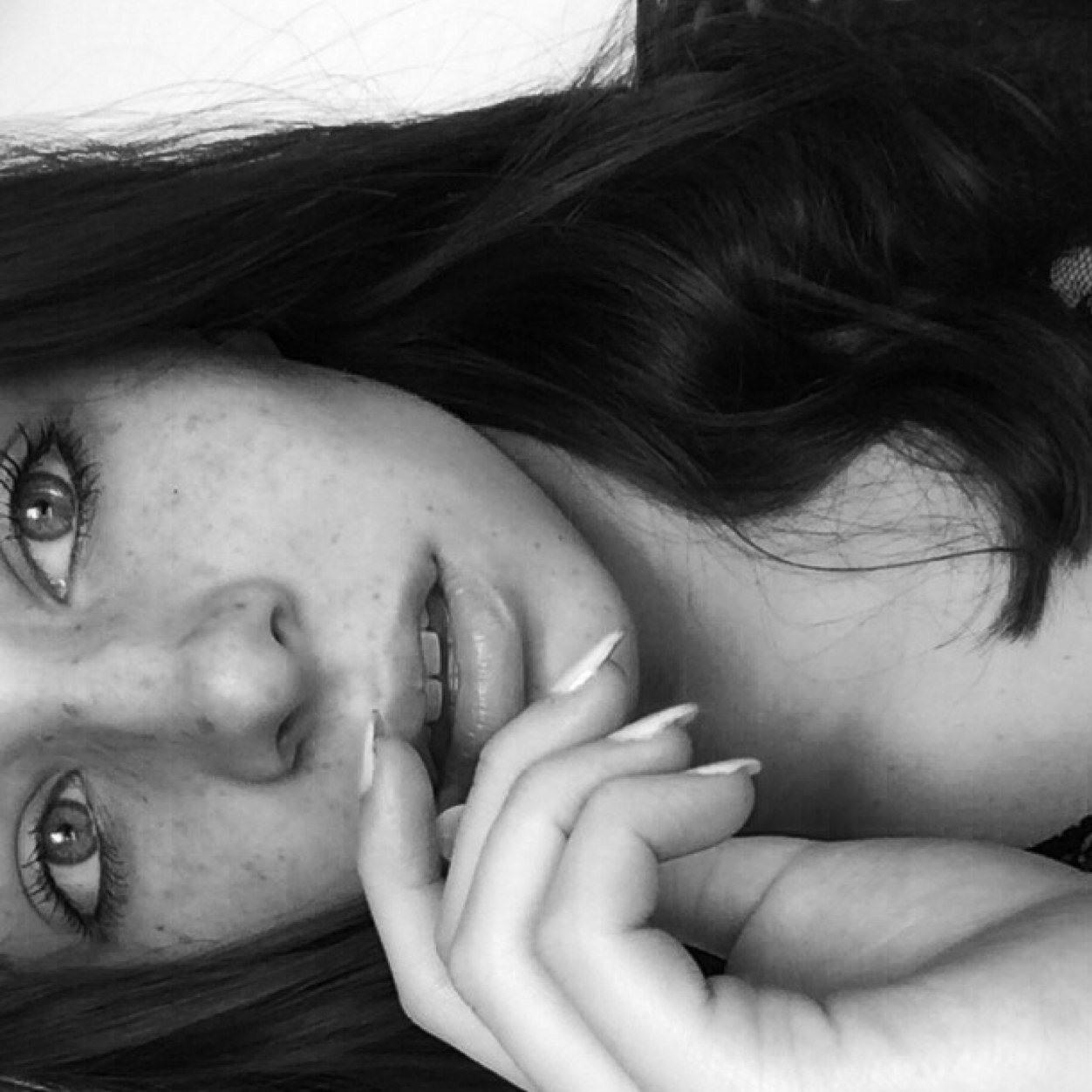 Typical highschooler with dreams and expectations ✋ 16 and bitchy, i make videos and i guess i play the guitar alittle ☺️ hmu on snapchat; montana.eldet