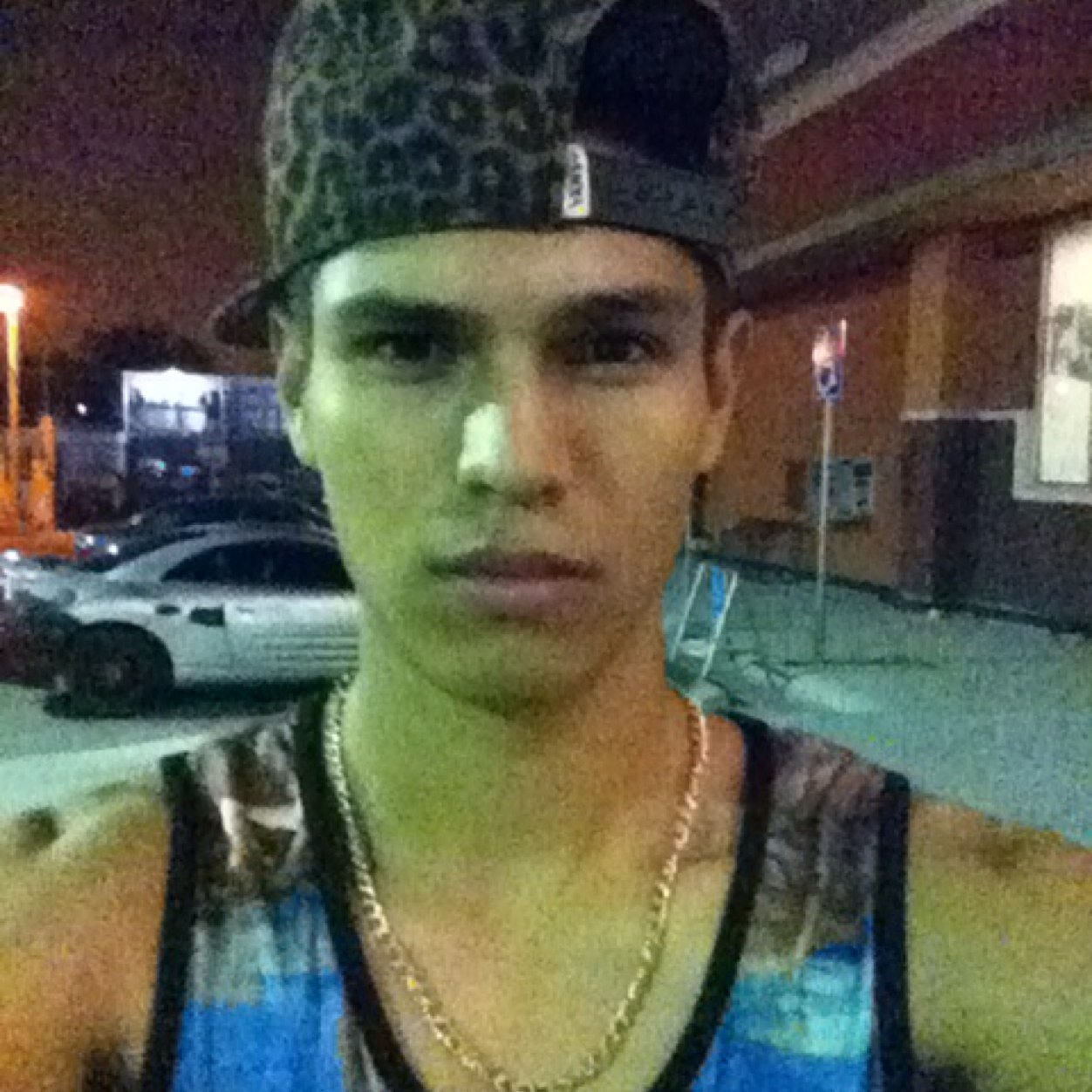 /20 years old/daydreamer/mexican/dancer/music/learn something new everyday/girls/HipHop/