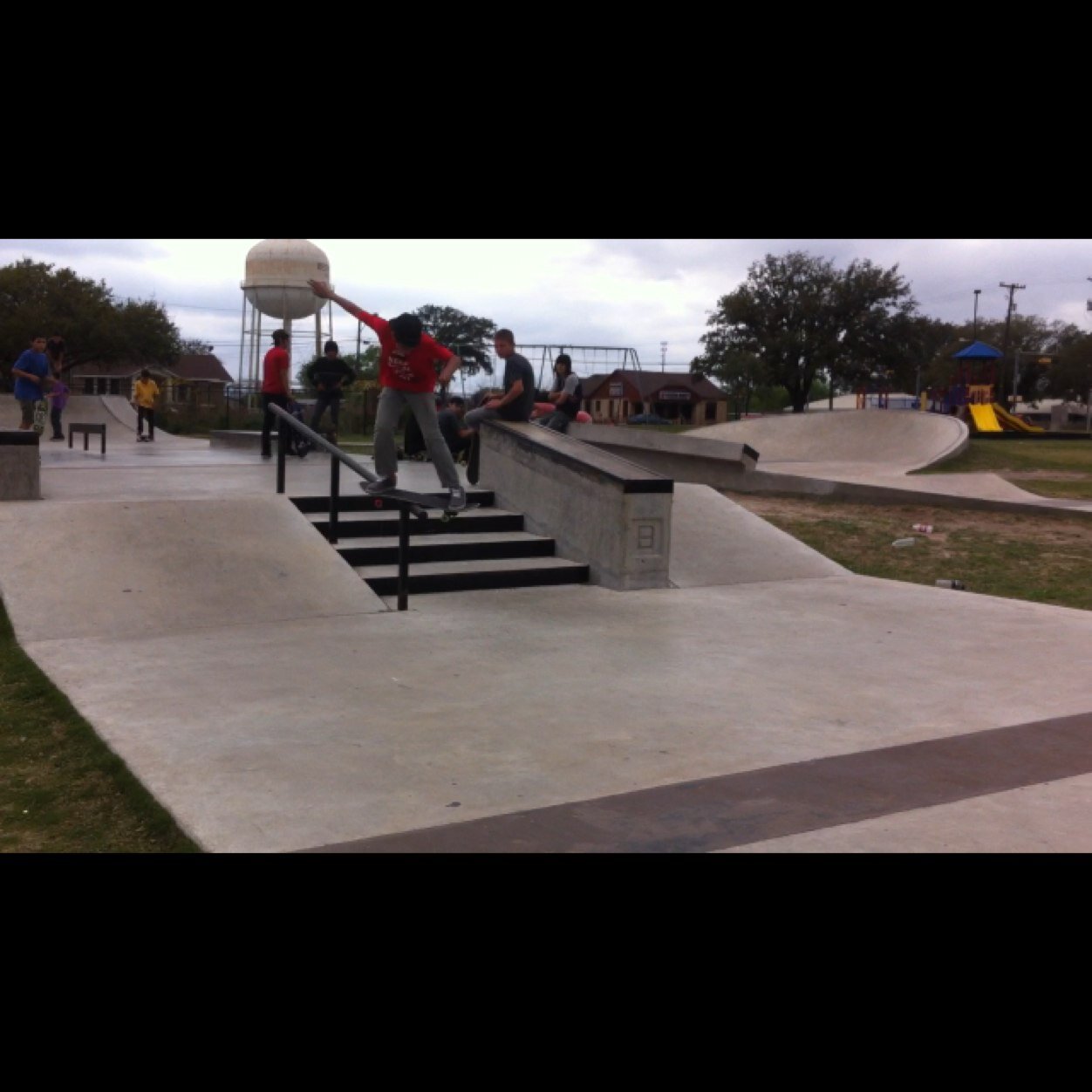 Hello guys im edwin i love skatingi love god. Family comes first follow me on instagram @edwin_skates1 &facebook edwin arita