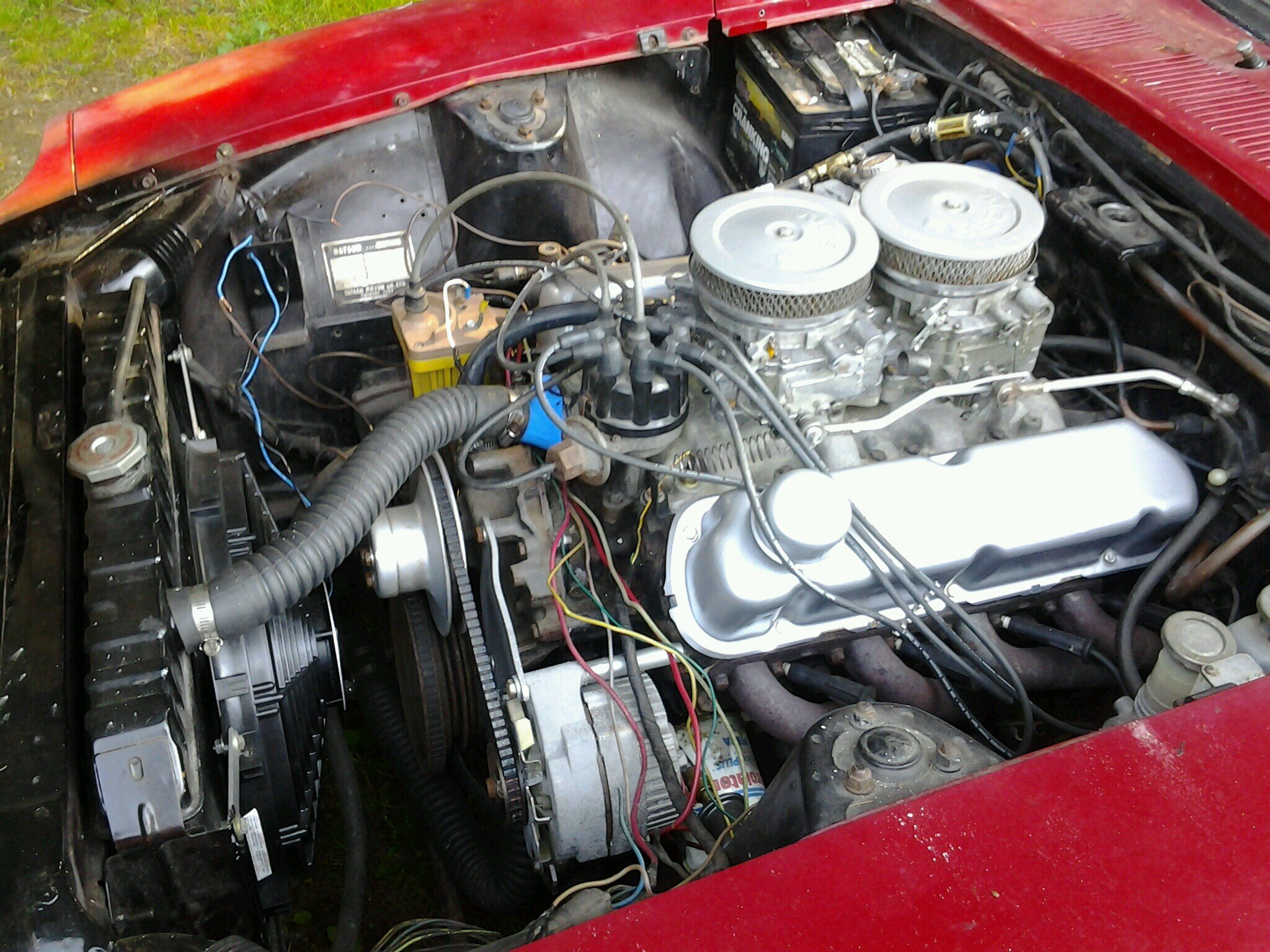 spend alot of time doing renos on our old house, hope one day to get my Datsun260z on the road.
