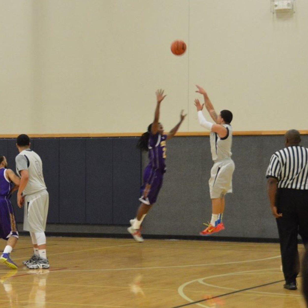 Joshua Ramirez. Shooting guard at USW.  snapchat :king2315