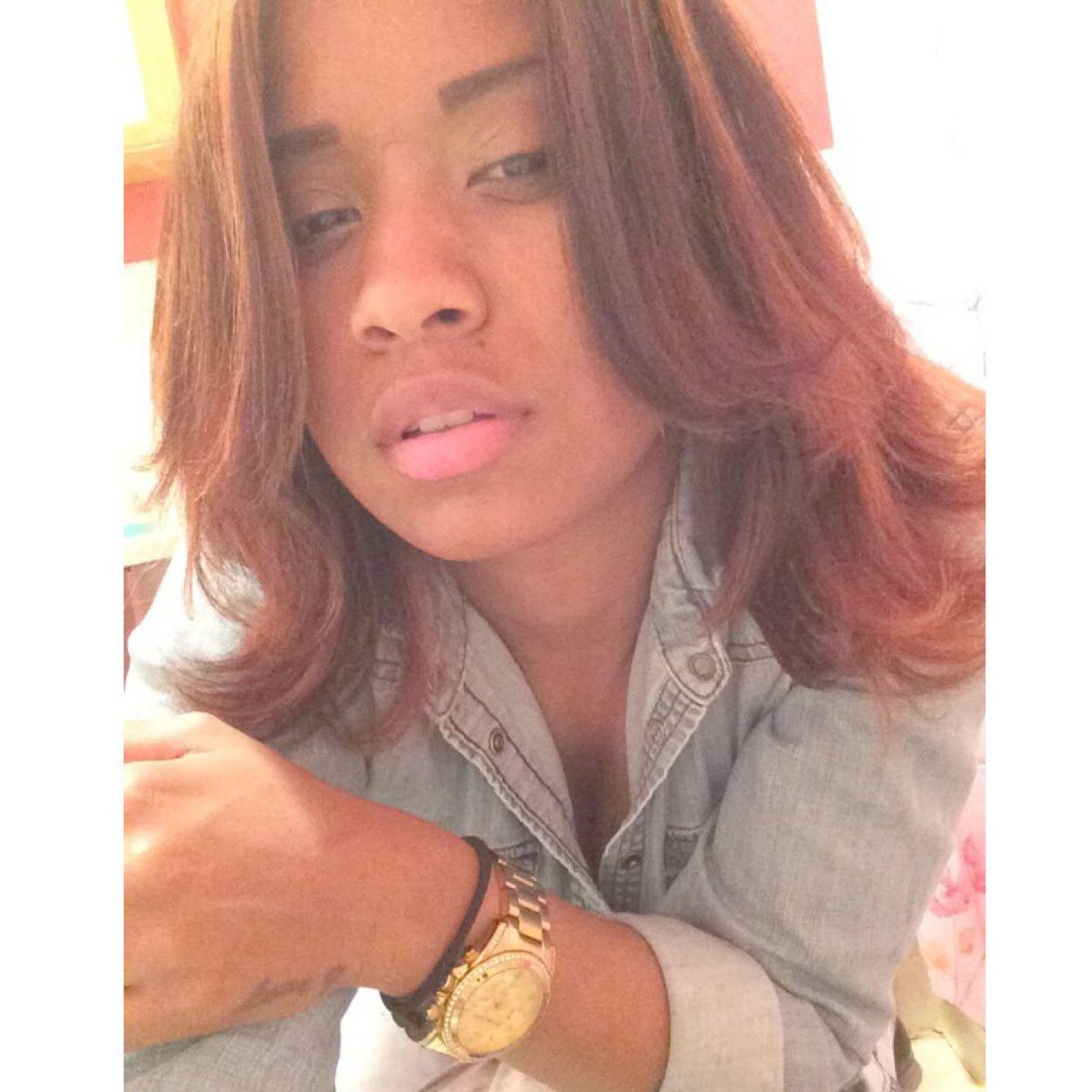 Vee_simone's profile picture. 