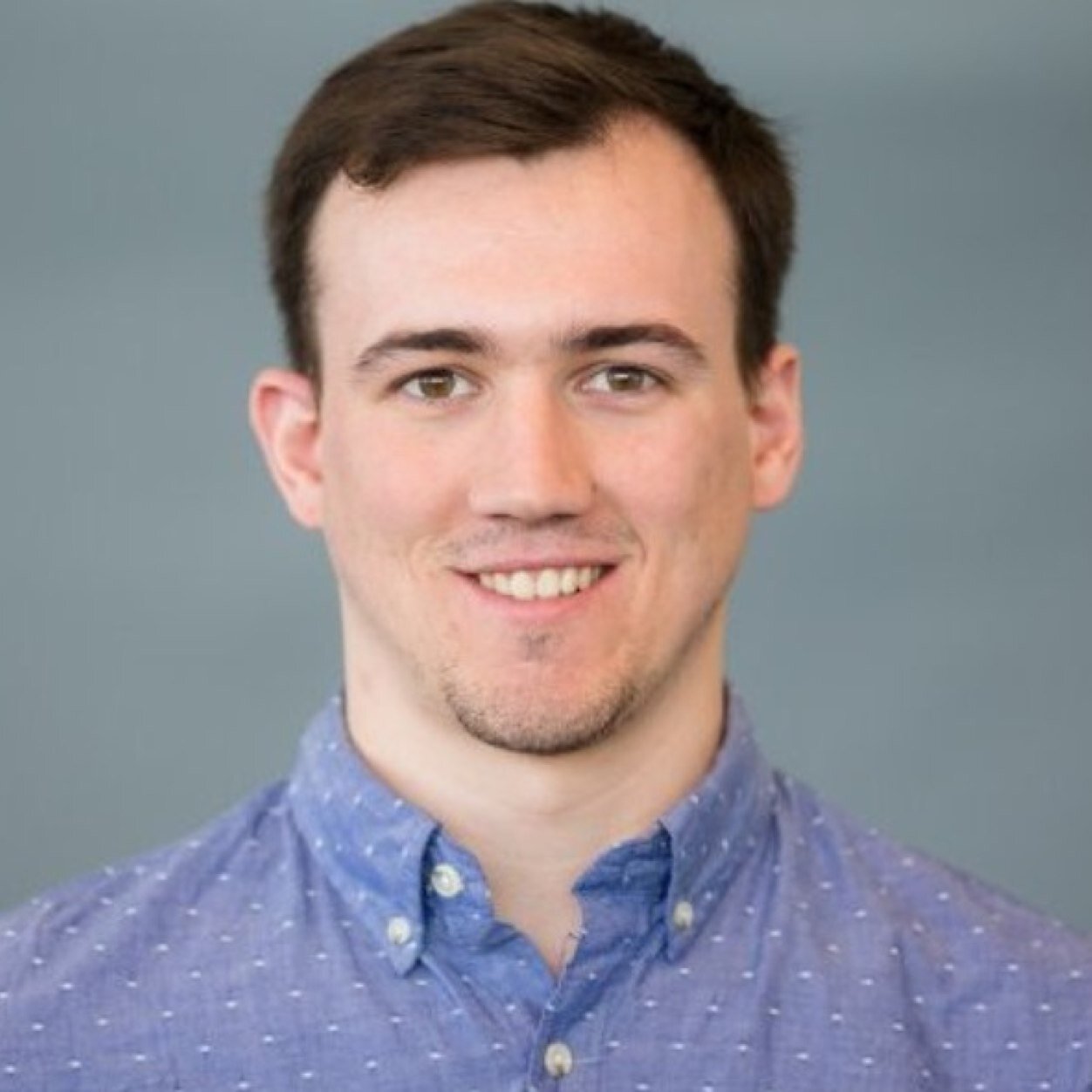 Marketer, Writer, hockey and dog fan. Marketing Automation Specialist @Qlik .