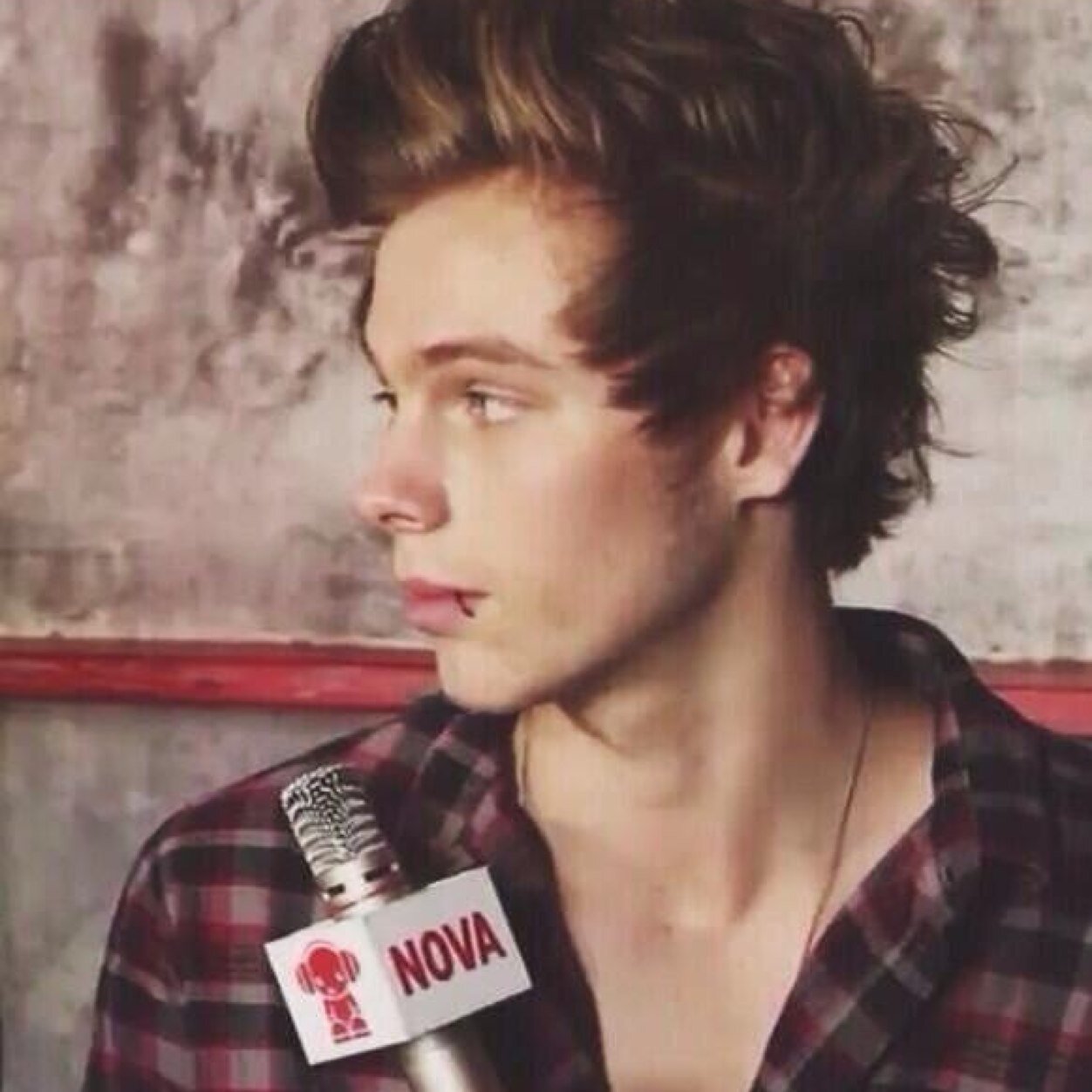 5sos4e_09's profile picture. 5SOS ♡ is it too much to ask for something great?