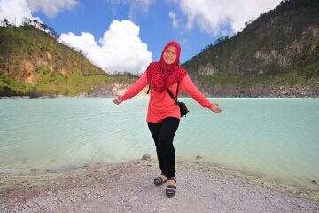 Saya Alumni SMPN 178 Jkt , SMK N 18 Jkt , BSI cileduk G2 . I love Sheila on 7 ^-^