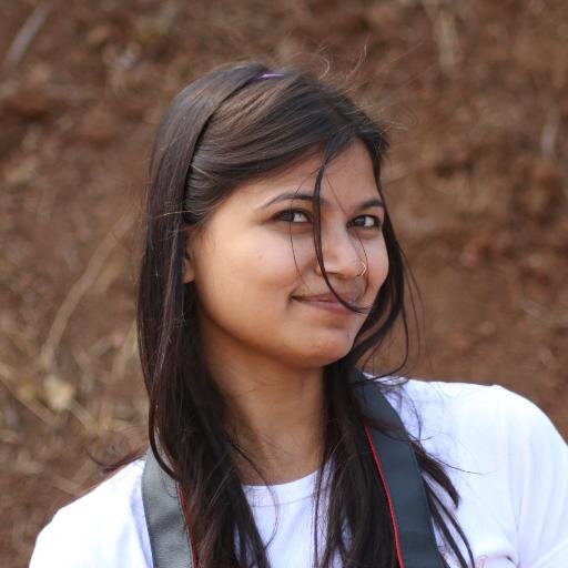 Digital Marketing Professional. Love Friends, Fashion & Food. Curious to explore every creative aspects of life!
