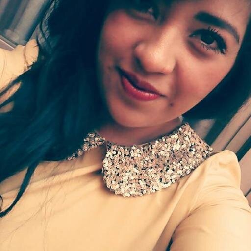 Necesito verte, necesito que me sonrías, necesito que me abraces, necesito que me beses, necesito que estés ahí, necesito que me necesites. C: