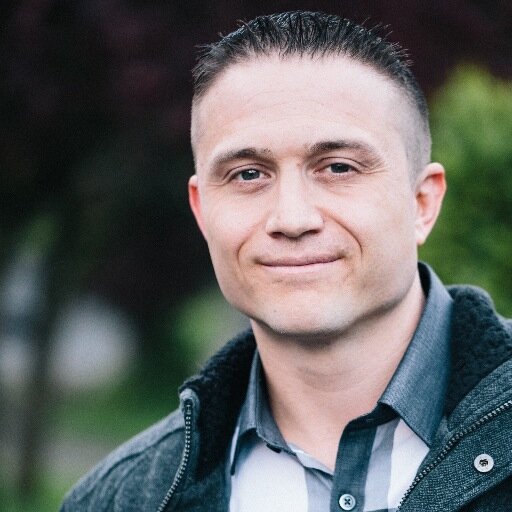 JESSIETOSTENRUD's profile picture. 