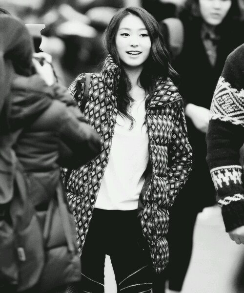 pretty since 1990♣