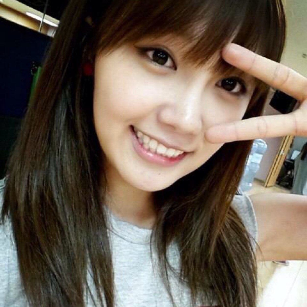 14 / 04 / 26 ~ (1993 . 8 / 18)
Apink Eunji