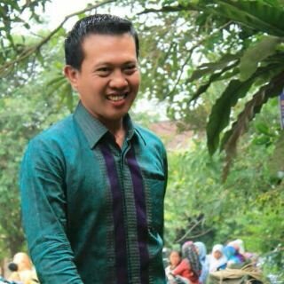 Staf Ahli Dewan Perwakilan Rakyat Daerah Partai Demokrat