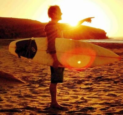 #Surfen ist mein Leben, der #Ozean mein zuhause. Auf  http://t.co/z9EYWPwLLQ findest Du alles zum weltweiten #Reisen mit Surfboard.