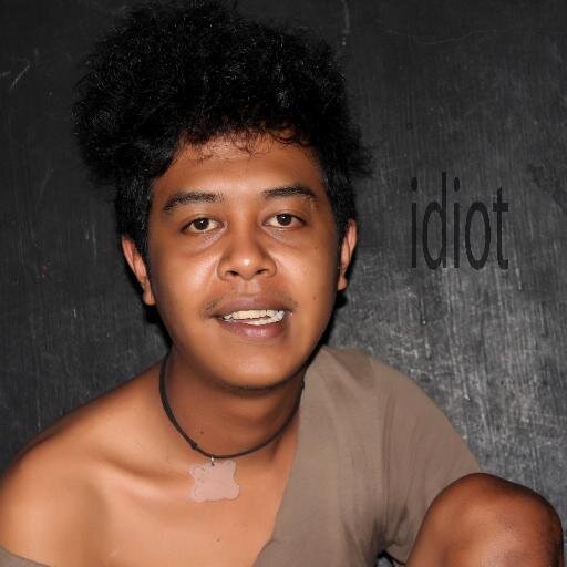 Member Of *People's Crazy* /pe-nikmat.music Tong Empty nyaring unine, don't ngelarang me and biarkan kami free