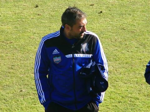 Vicepresidente CFF Marítim.
Entrenador de fútbol Nivel II.