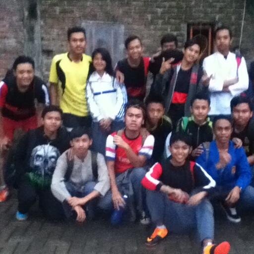 Ini adalah twitter resmi Futsal Kencana