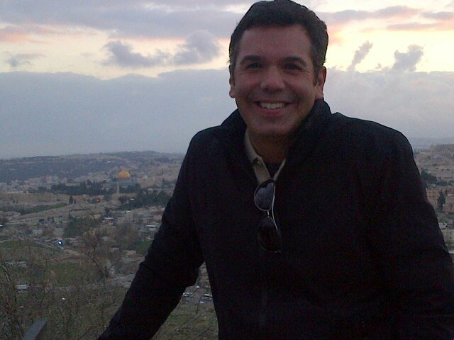 Chriscarpediem2's profile picture. 🇺🇸 Christian. Husband. Father. Patriot. Brand Builder, Marketing Expert, Motivator, Singer. Tweets are my own.