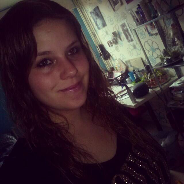one family, one love ~ love for sis  @xoKAYLEIGHH_ en more ♥BBM pin: 7B78A59D voeg toe ! x  -