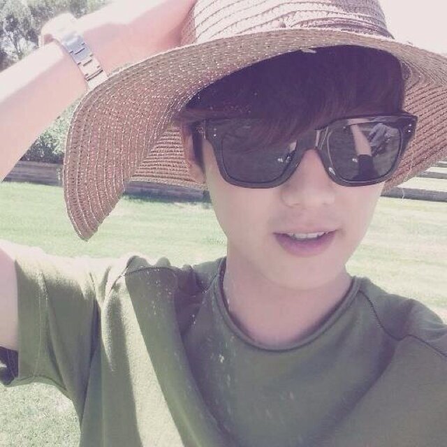 [ROLEPLAYER] @CNBLUE_4 안녕하세요! CNBLUE 입니다! 많이 응원해주세요!