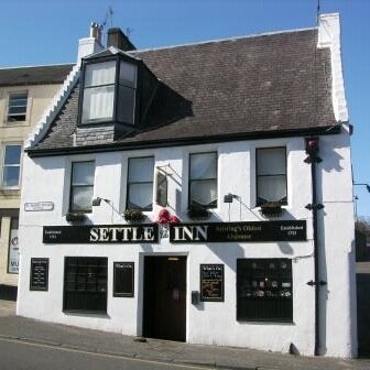 Oldest pub in Stirling!!
Monday night - Open mic
Wednesday night - Folk Sessions
Friday night - Reggae DJs
Sunday night - Quiz night