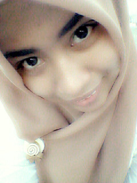Goes to 20th|Moeslimah|SIIBT (10)|EO Experience (08-12)|Ex.Dj (09)|Chemical Analyst VHC(13)|Wisma Sanur Receptionist (13 -14)|Be a Great Grown Wife n Mom