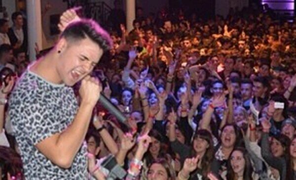 Critika & Saik ; XRIZ ; Sami Duque ; CHK ; Rasel ; Henry Mendez ; Fraag Malas MIS IDOLOS ♥