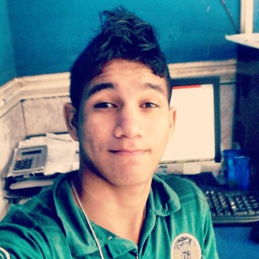 bom mim chamo joão paulo sou um cara legal quero conhecer varias pessoas  espero que mim siga no twitter