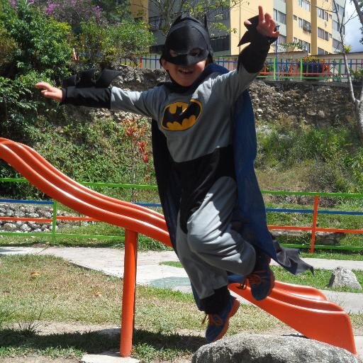 yimyrca's profile picture. 