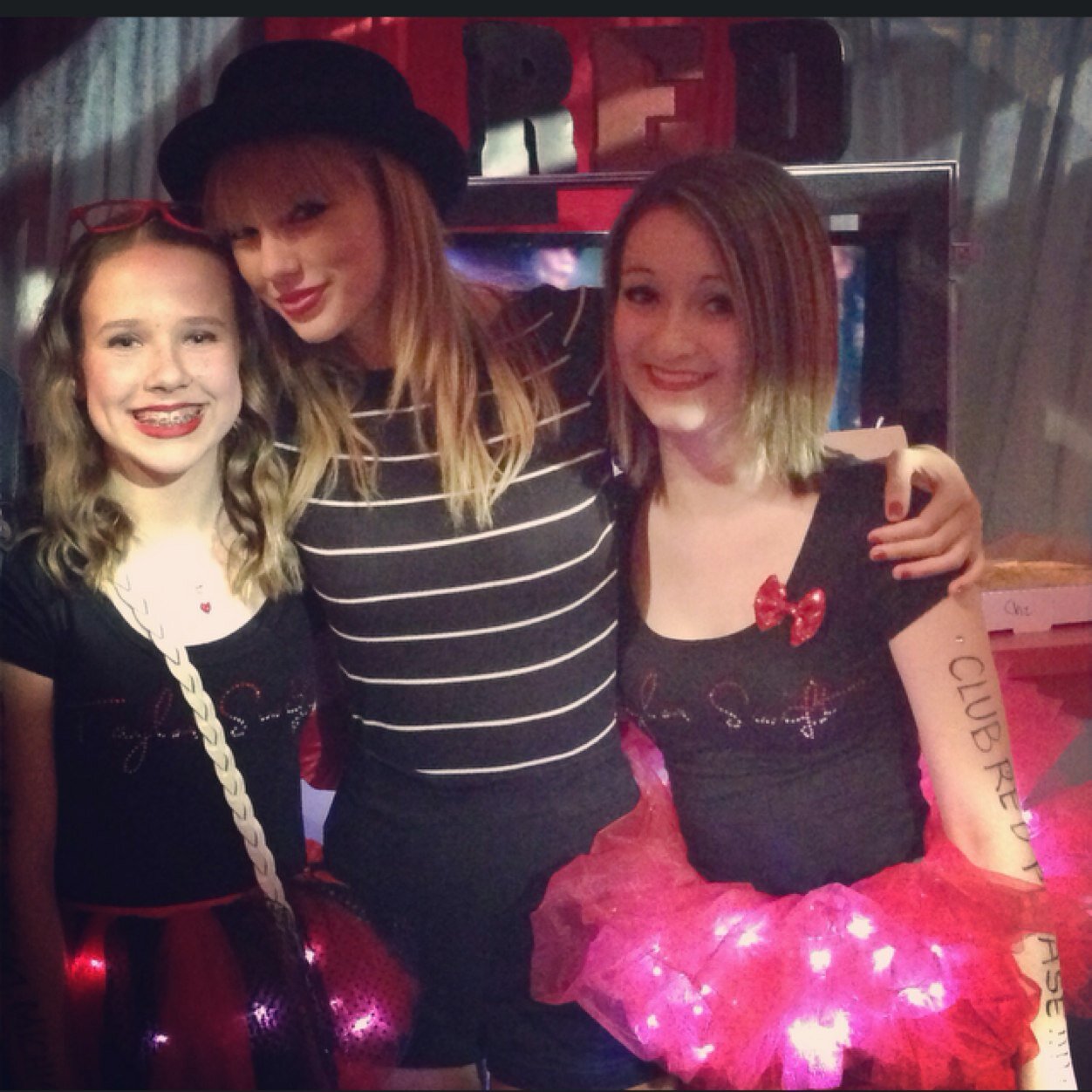 I'm Emily the girl who's whole life is dedicated to Taylor Alison Swift. Got club red on 9-19-13 in nashville tn SAVED ME FOREVER ❤❤❤