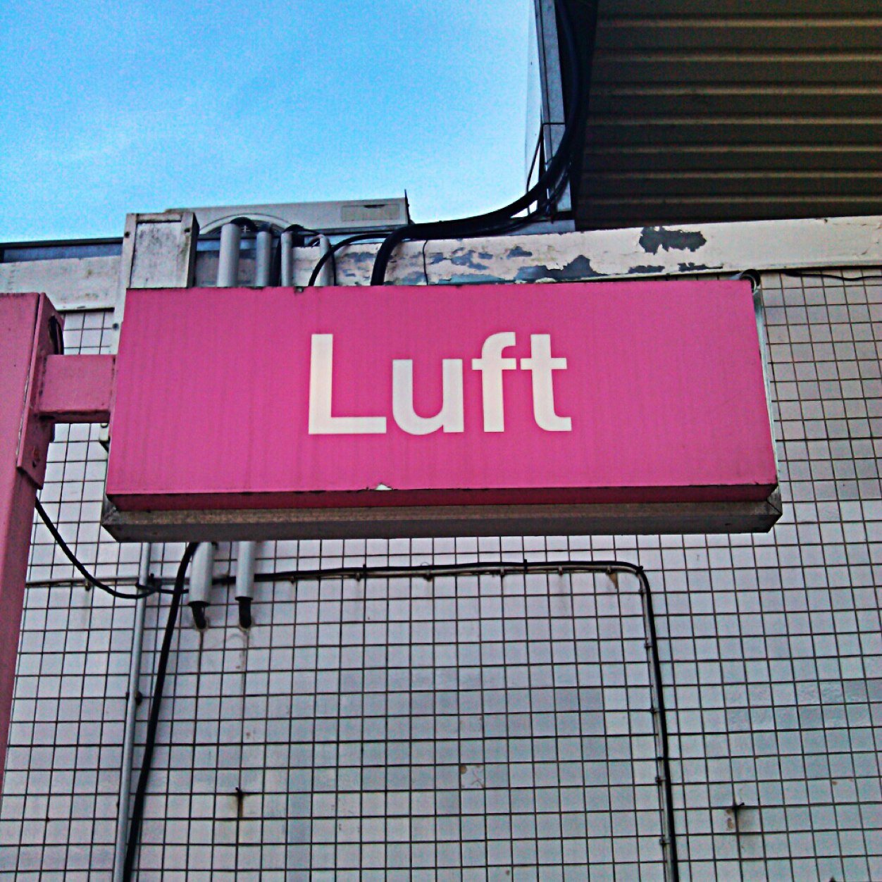 Luftpost1's profile picture. Wer nicht fühlen will, muss hören!