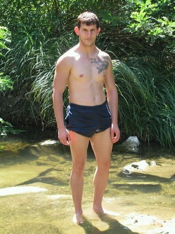 f8b76e9bfc40480's profile picture. 