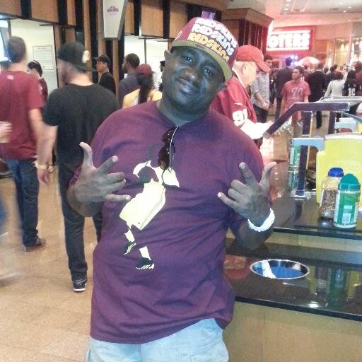 I follow myself...........so u should follow me too.....now thats realtalk.....follow back.....lol holla back