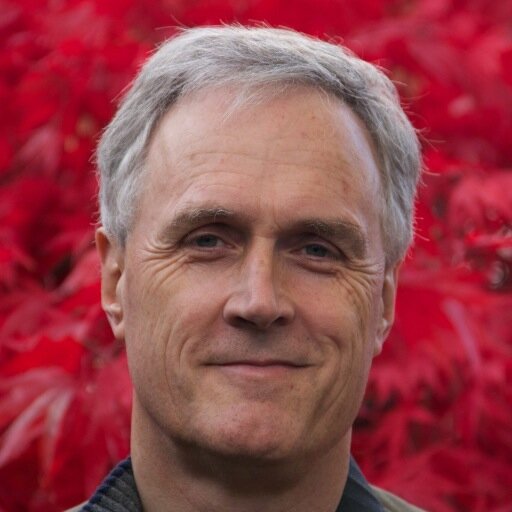 Conductor (Opera, Symphony & Choral), Music Director @BostLyricOpera. Tweets mostly by me.