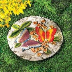 Love decor for gardens and patios.