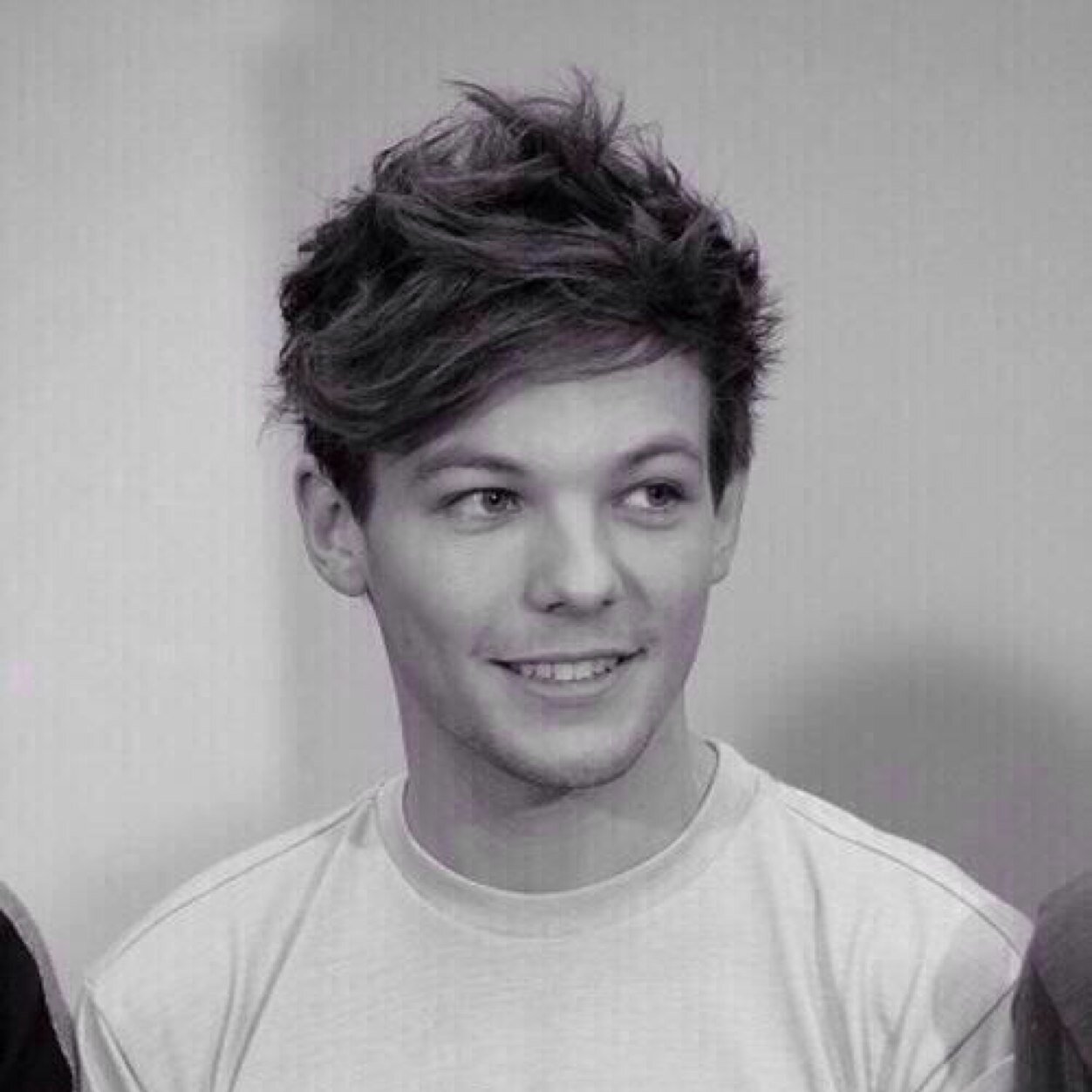 Hey! Go follow my main account @tommocappuccino and i'll follow you back :)