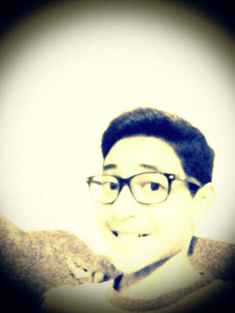 Tugasku #23 & Sevilla International School / @ChelseaFC The Blues!!! / Ask me For Follback :D /DJ / ◢◤/ ask.fm and ig : RafiJR25