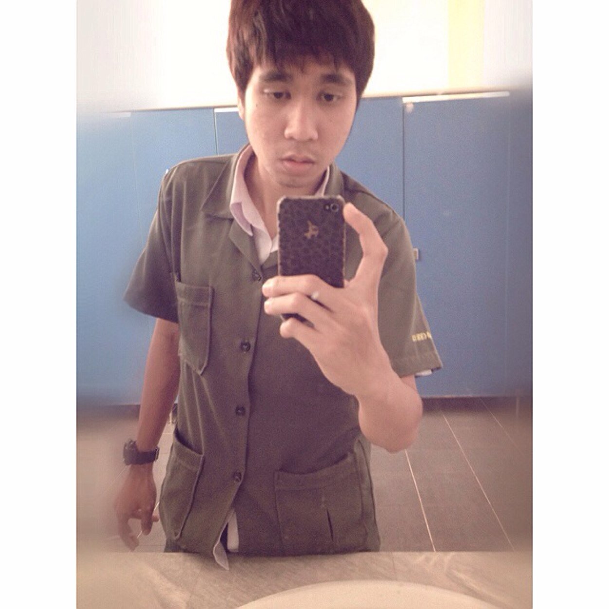 chiw555's profile picture. 